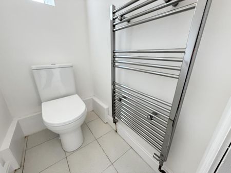 1 bedroom flat to rent - Photo 3
