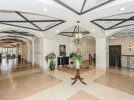 For Lease - 5233 Dundas Street Unit# 2024, Toronto, Ontario - Photo 2