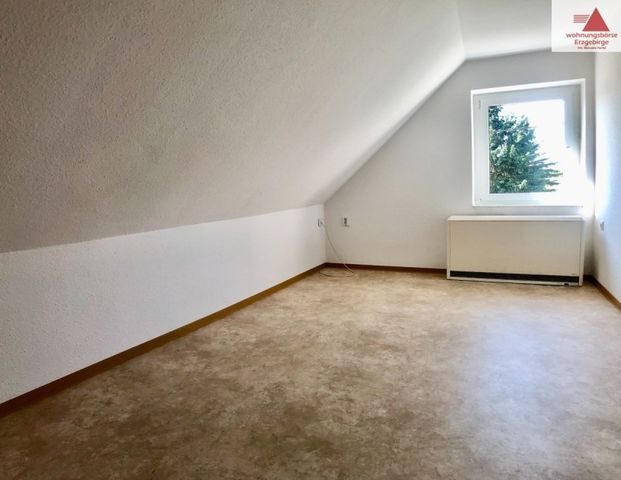 Renovierte 2-Raum-Dachgeschosswohnung in Pretzschendorf - Singlewohnung - Photo 1