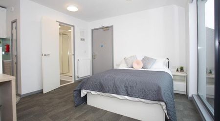 Studio to rent - Photo 3