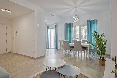 Carrer dErnest Anastasio, Valencia, Valencian Community 46011 - Photo 2