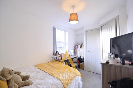 7 bedroom terraced house to rent - Photo 4