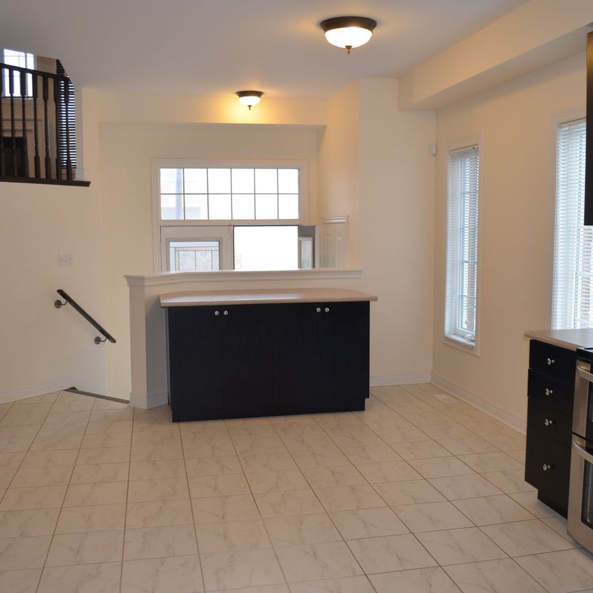 For Lease - 76 Rustle Woods Avenue, Markham, Ontario - Photo 1