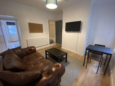 Mixed use to rent - Photo 5