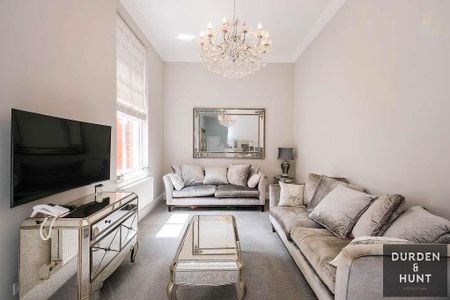 Tavistock House, Rosebury Square, Woodford Green - Photo 3