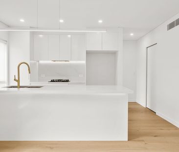 LUXURIOUS CITY TOWNHOUSE - Photo 2