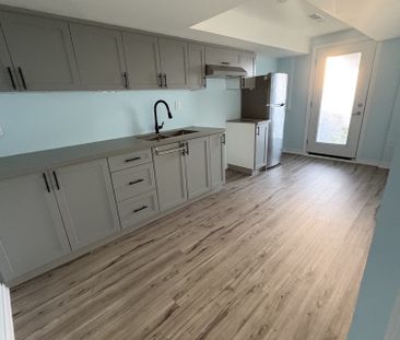 For Lease - 1816 Silverstone Crescent, Oshawa, Ontario - Photo 3