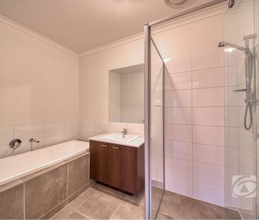 MINTA ESTATE GEM – MOVE IN READY - Photo 6