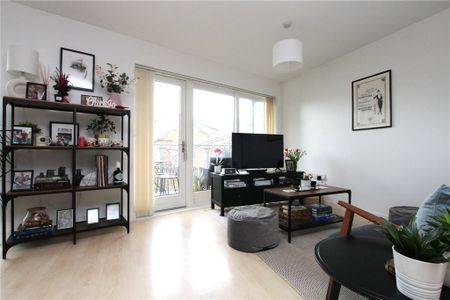 2 bedroom flat to rent - Photo 2