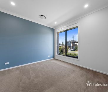 8 Epsilon Street, Box Hill NSW 2765 - Photo 2