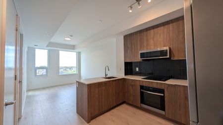 For Lease - 2501 Saw Whet Boulevard Unit# 506, Oakville, Ontario - Photo 5