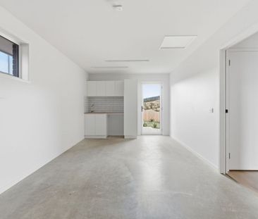 Stunning family Home - Photo 2