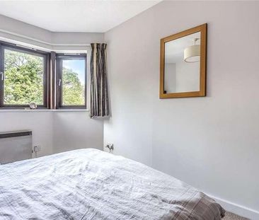 The Chilterns, Gloucester Green, OX1 - Photo 1