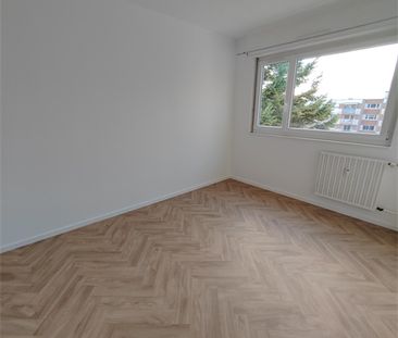 Location Appartement 4 pièces 83m² - Photo 2