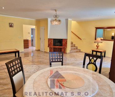 Pronájem domu 160 m² s pozemkem 946 m² - Photo 1