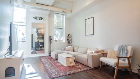 For Lease - 152 Annette Street Unit# 201, Toronto, Ontario - Photo 5