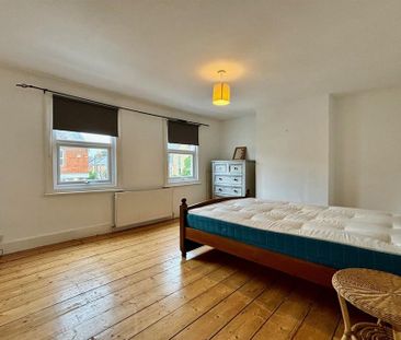 4 bedroom terraced house to rent - Photo 3