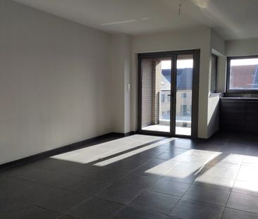 - Sint-Niklaas – appartement 2de verdiep met 1 slaapkamer en garage. - Photo 2