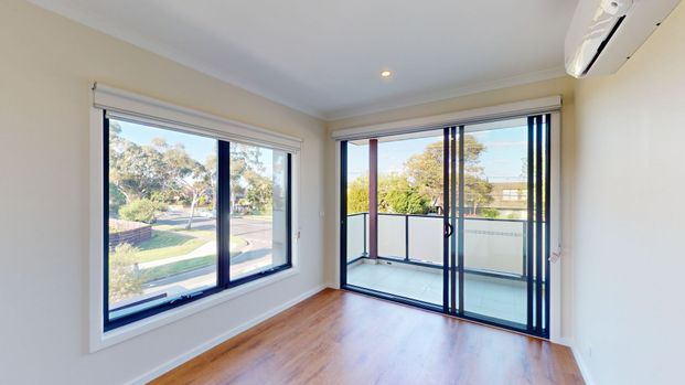 1/97 Blackburn Road Mount Waverley VIC - Photo 1