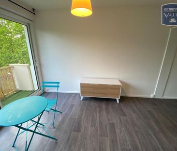 Location Appartement 3 pièces 75m² NIORT 79000 - Photo 2