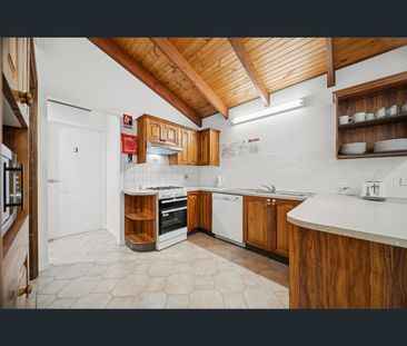 4/27 Lumsden Street, Kilmore, Vic 3764 - Photo 5