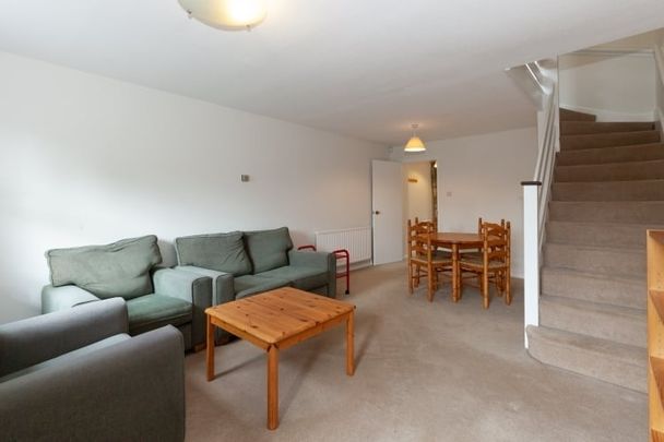 Shirelake Close, City Centre - Photo 1