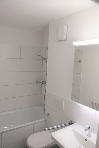 Moderne 5 1/2-Zimmerwohnung! - Photo 5