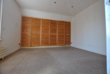 Sunderland Road, London - Photo 4