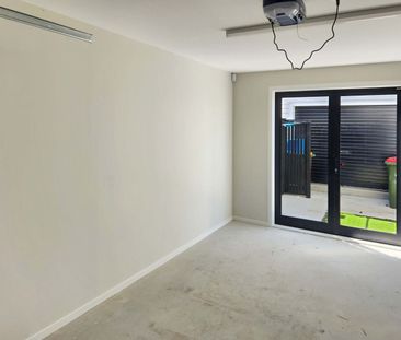 Two Bedrooms and a Study - Photo 5