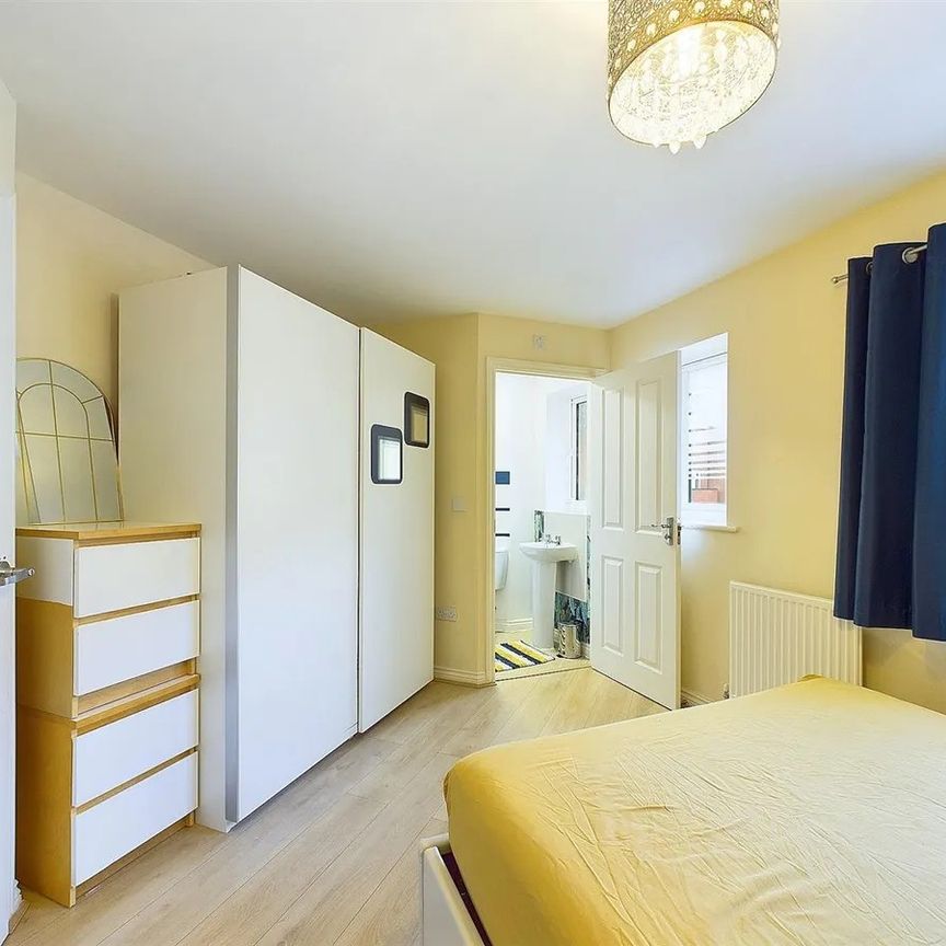 Room in a Shared House, Signals Drive, CV3 - Photo 1