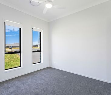 27 Font Hill Drive, 2320, Farley Nsw - Photo 3