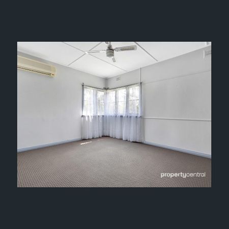 NEAT WARRAGAMBA HOME - Photo 4