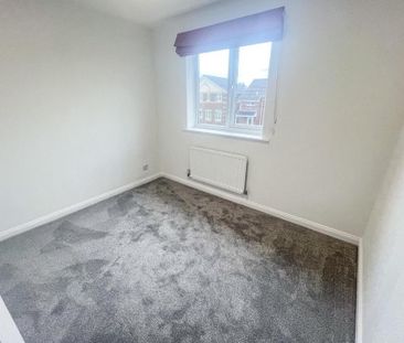 3 bedroom semi-detached house to rent - Photo 6