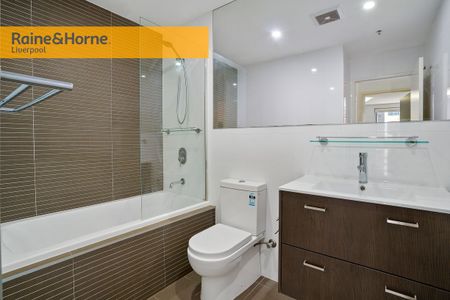 Perfect Location! - Photo 4