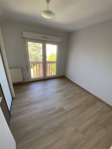 Location Appartement 2 pièces 46m² RODEZ 12000 - Photo 3