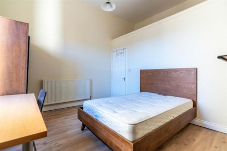 3 bedroom apartment to rent - Photo 4