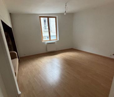 Maison Laroquebrou 3 pièces, - Photo 1