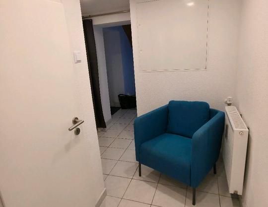 1 Zimmer Wohnung mit Küche / Stadtnah / Warm - Photo 1