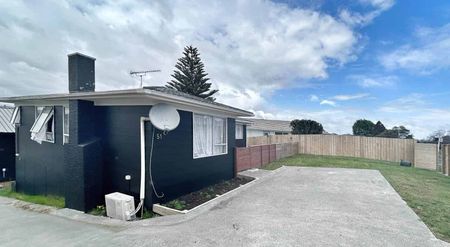 A well maintained family home !! - Photo 2