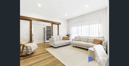 "When contemporary meets modern" - Photo 3