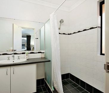 Exceptional Family Home – Spacious 4x2 Living - Photo 5