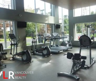 Condo in North Vancouver, BC - Photo 4