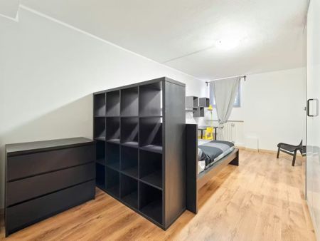 Via Ernesto Breda, Milan, Lombardy 20126 - Photo 3