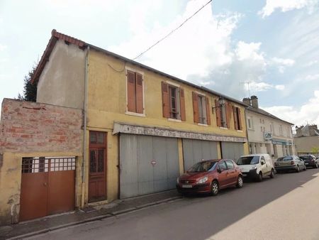 Location Maison 11 pièces 370m² ST PIERRE LE MOUTIER 58240 - Photo 4