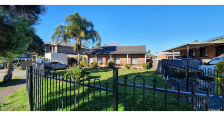 Charming Family Home with Pool - Photo 4