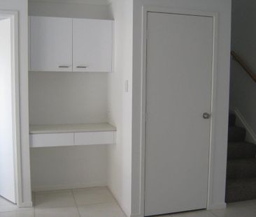 PET FRIENDLY! NEAR NORTH LAKES! - Photo 3