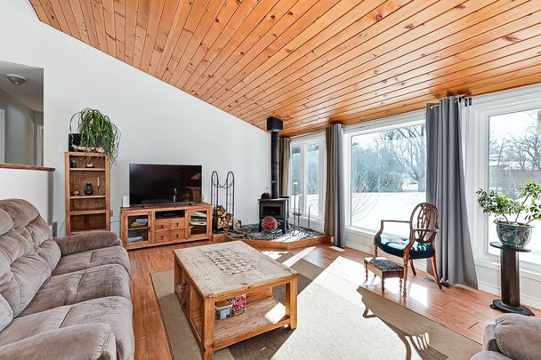 For Lease - 129 Edward Street, Blue Mountains, Ontario - Photo 1