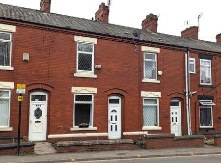 2 bedroom terraced house to rent - Photo 2