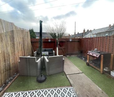 2 bedroom terraced house to rent - Photo 6