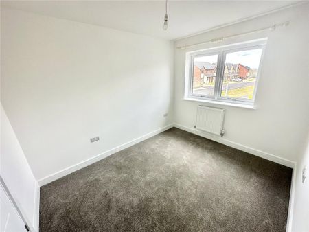 3 bedroom semi-detached house to rent - Photo 3